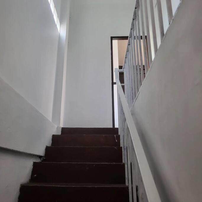 Auntythong House Apartment